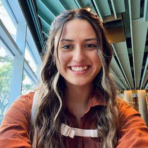 Meet your Posher, Emma